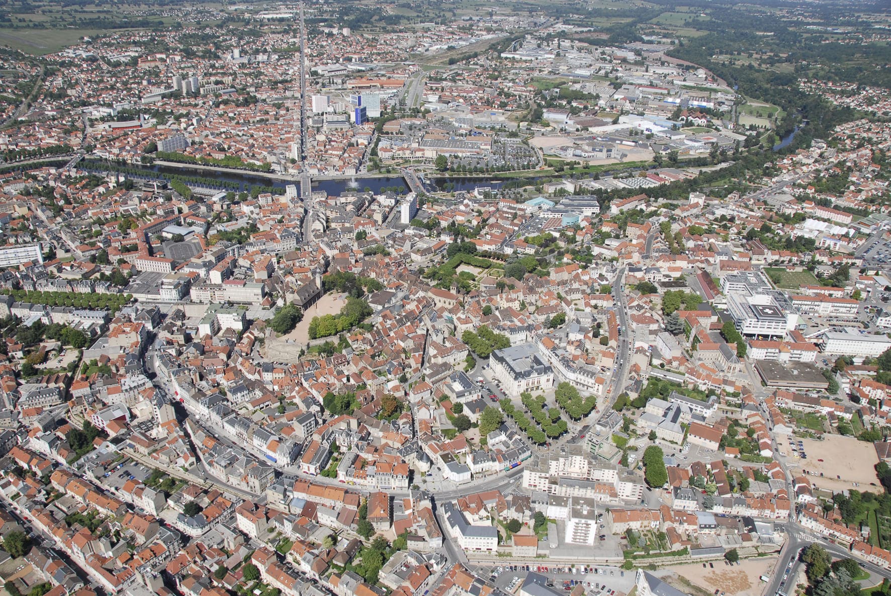 maisons cercle entreprise montluçon